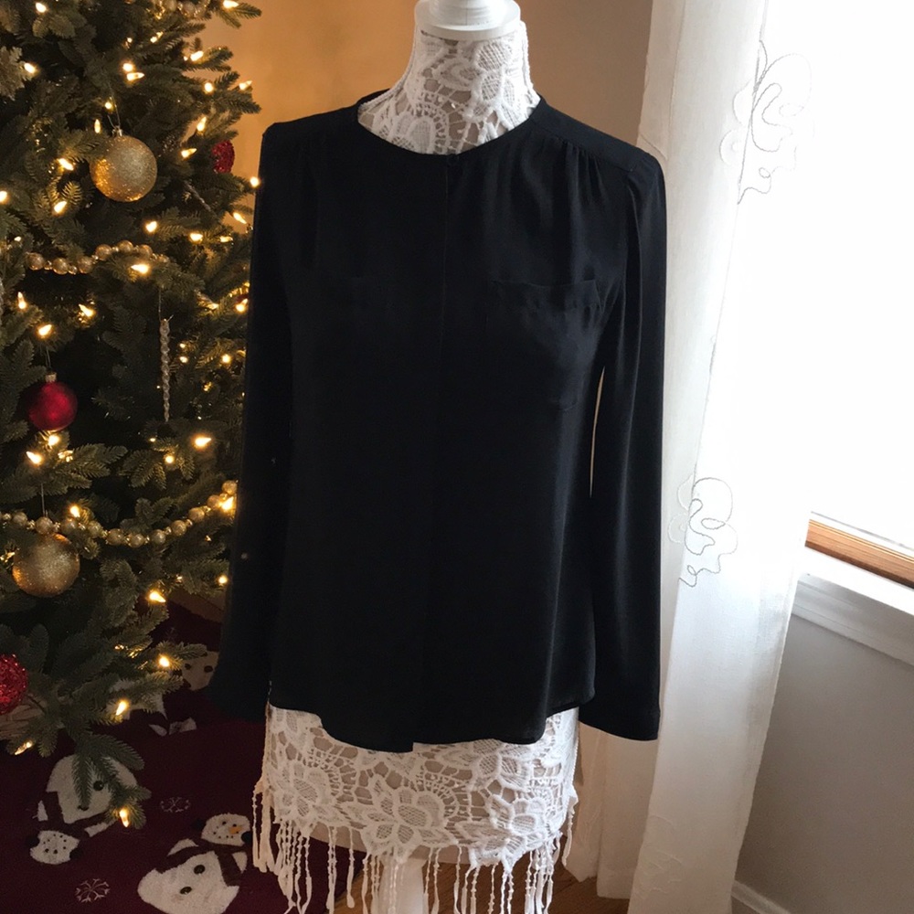 Stunning black button up blouse!